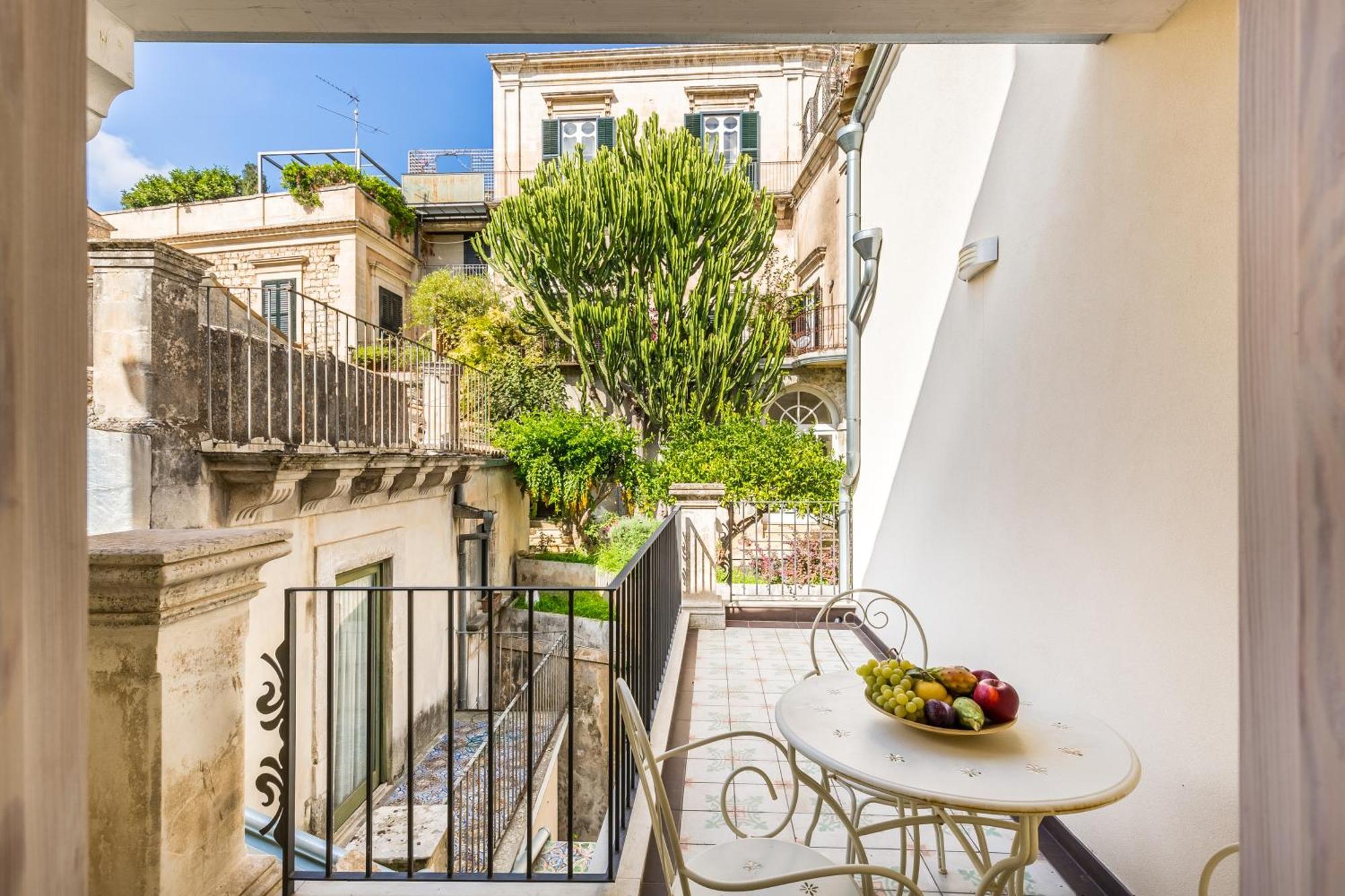 Modica For Family - Rooms And Apartments Dış mekan fotoğraf